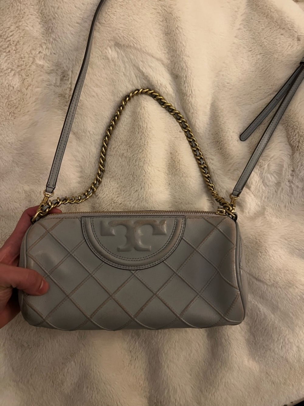 Tory Burch Quilted Gray Chain Shoulder Bag with Gold Hardware - Picture 9 of 16